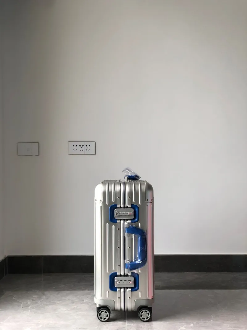 Rimowa Suitcase-86 - Image 4