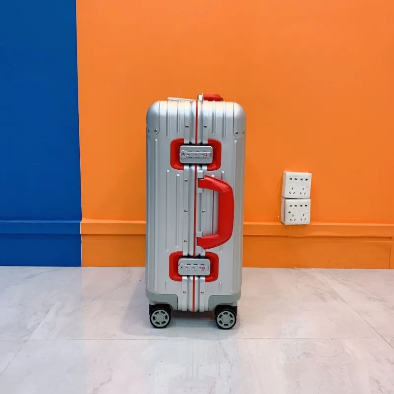 Rimowa Suitcase-90