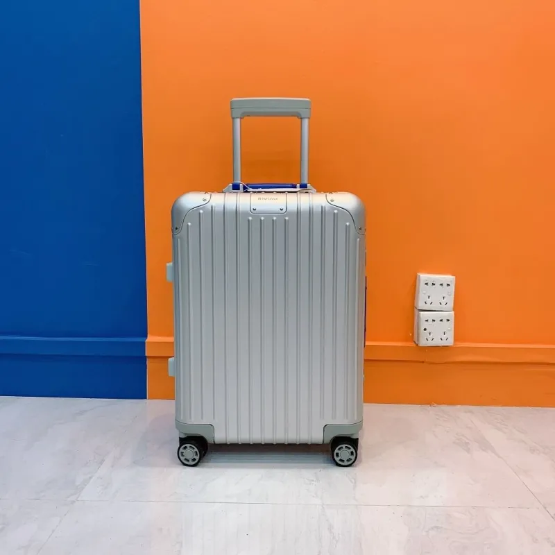 Rimowa Suitcase-91 - Image 3