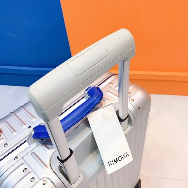 Rimowa Suitcase-91 - Image 4