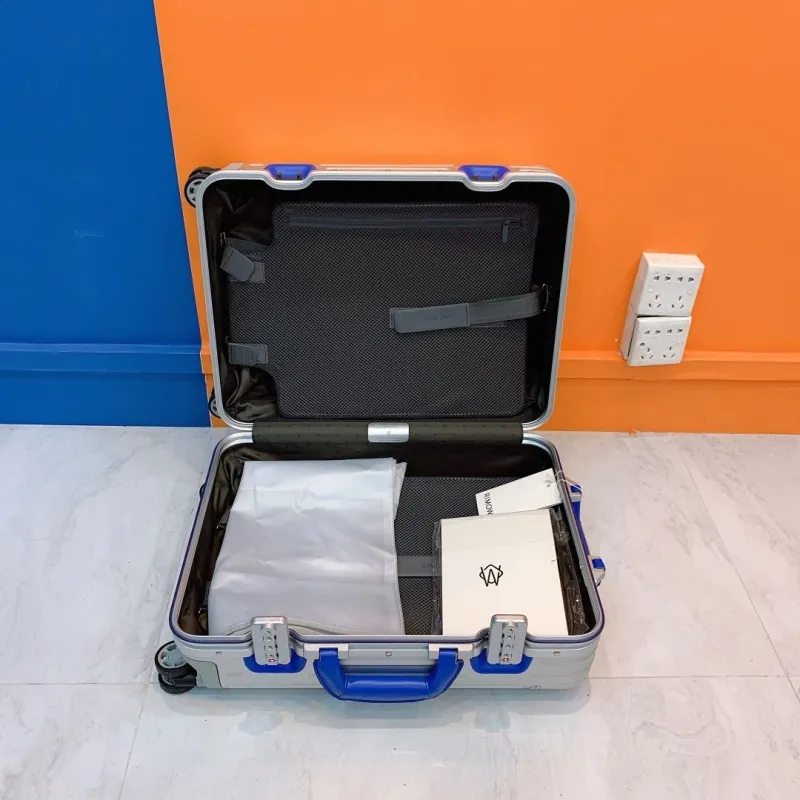 Rimowa Suitcase-91 - Image 6