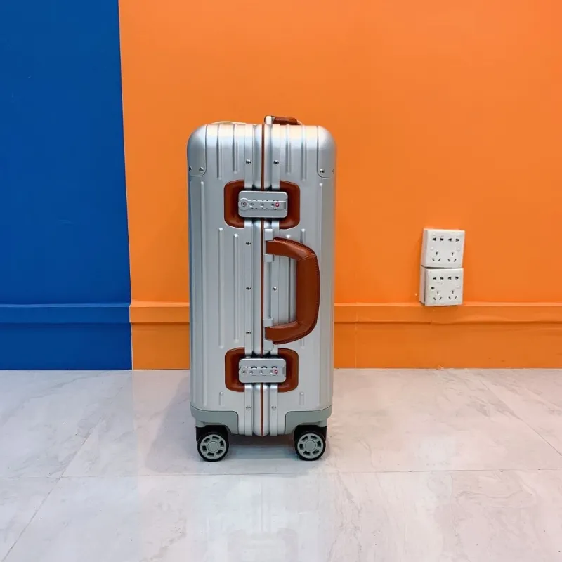 Rimowa Suitcase-92 - Image 6