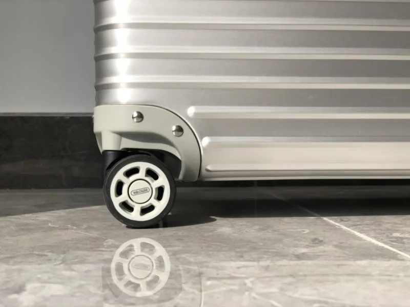 Rimowa Suitcase-93 - Image 7