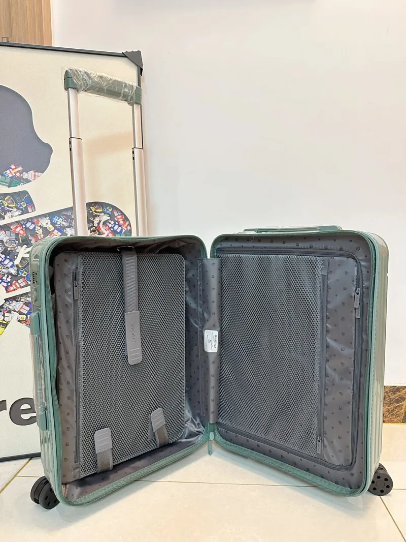 Rimowa Suitcase-97 - Image 7