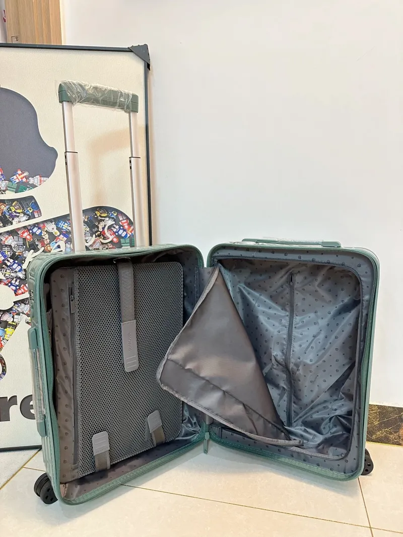 Rimowa Suitcase-97 - Image 9