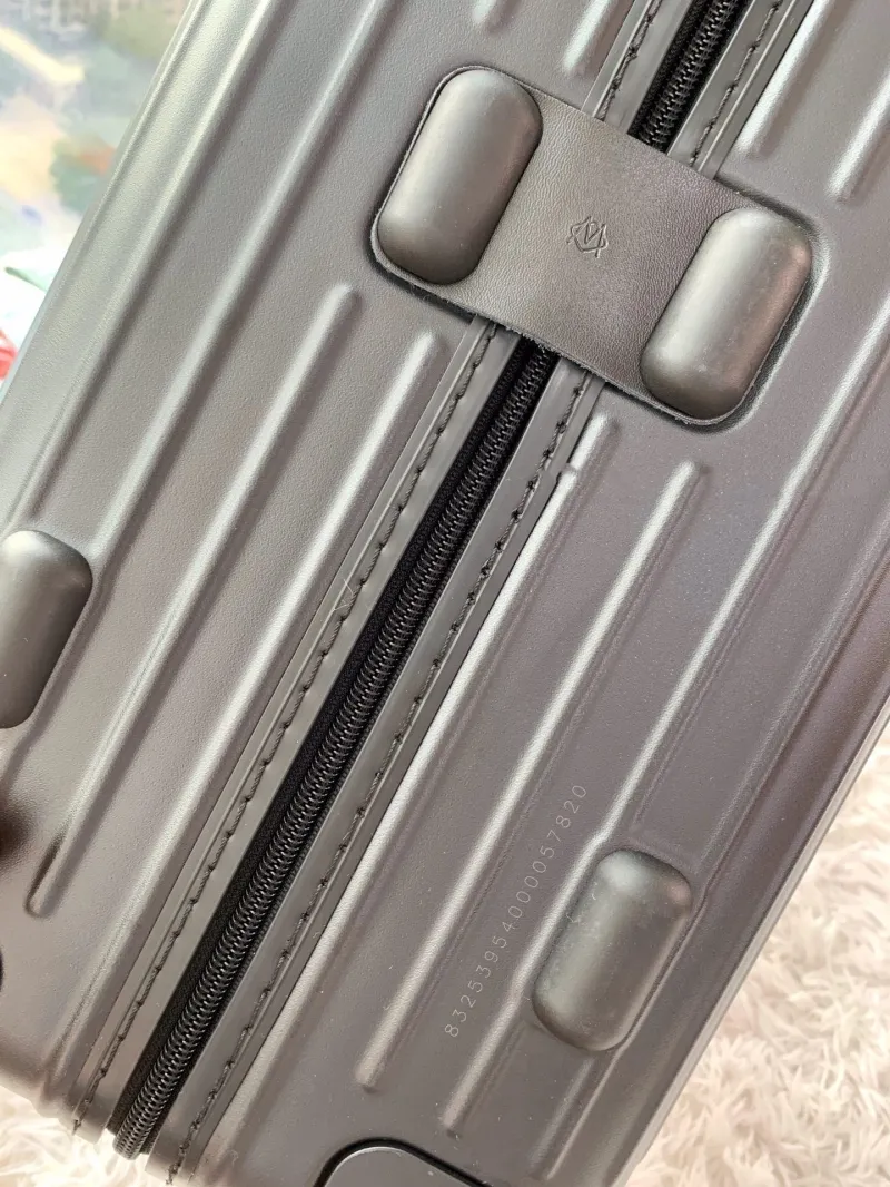 Rimowa Suitcase-98 - Image 4
