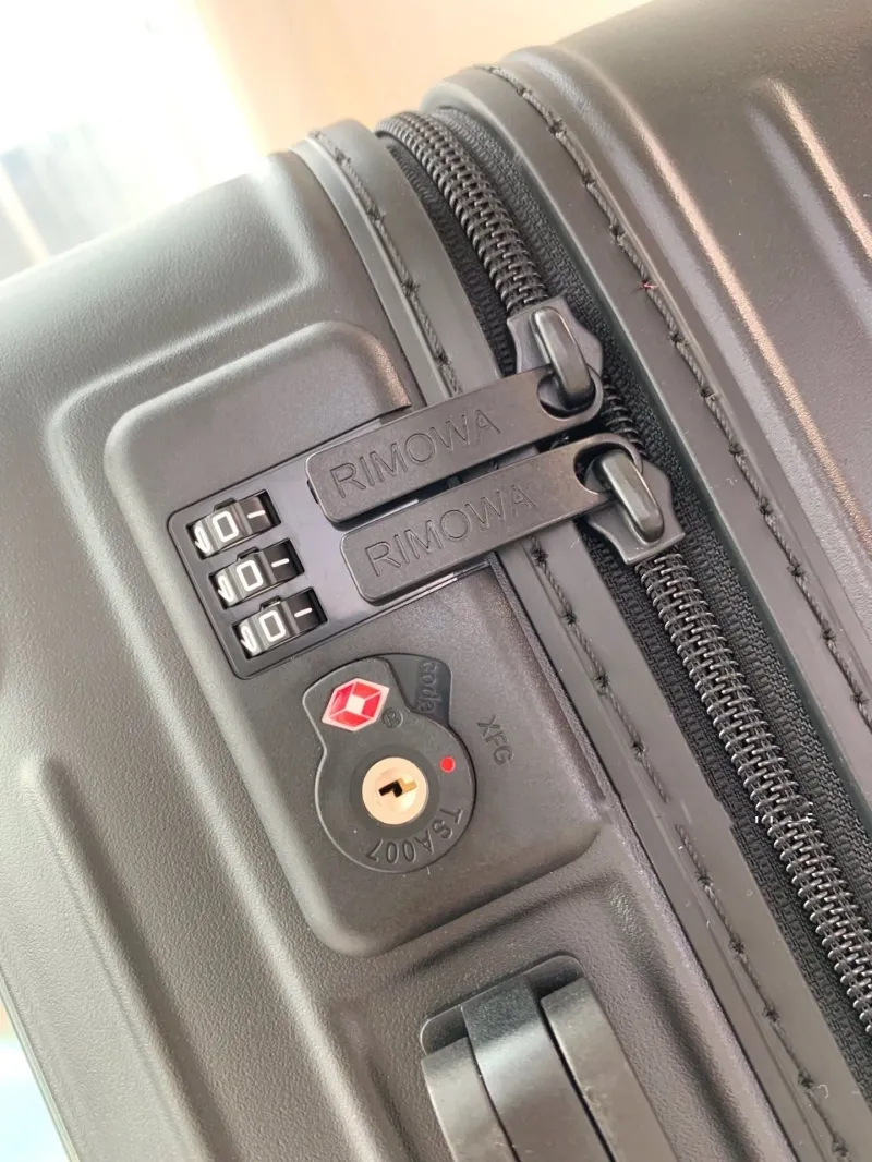 Rimowa Suitcase-98 - Image 6