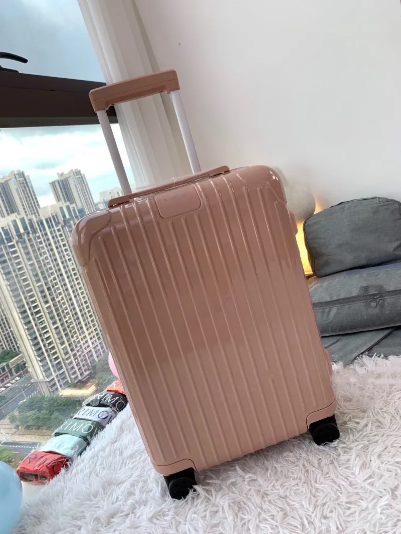 Rimowa Suitcase-102