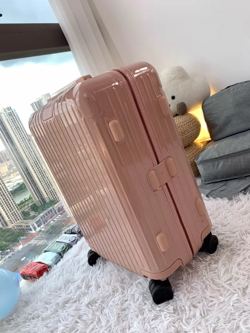 Rimowa Suitcase-102 - Image 3