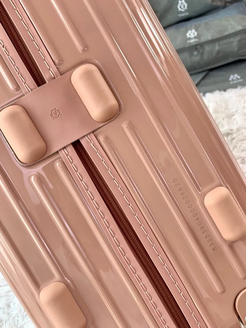 Rimowa Suitcase-102 - Image 4