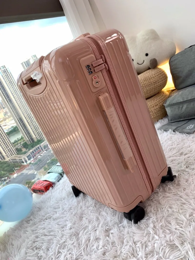 Rimowa Suitcase-102 - Image 5