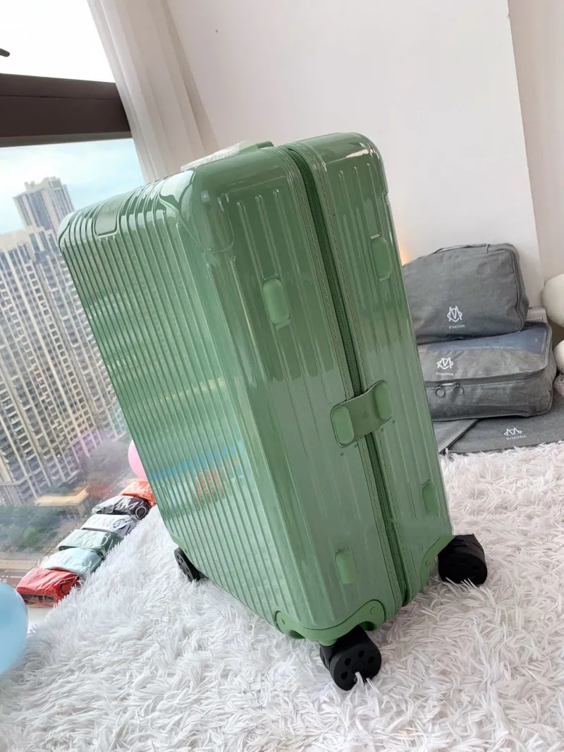 Rimowa Suitcase-107 - Image 3