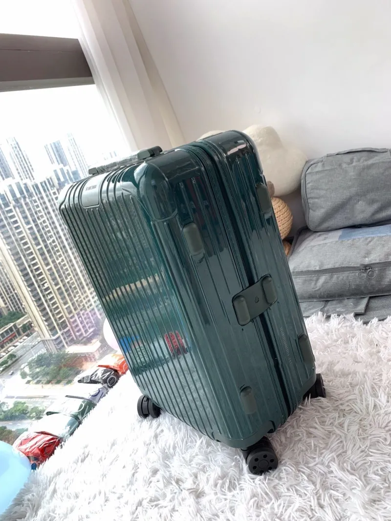 Rimowa Suitcase-108 - Image 3