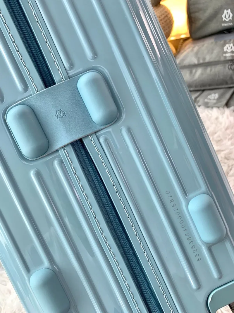 Rimowa Suitcase-109 - Image 7