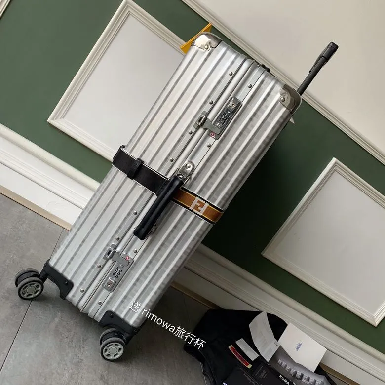 Rimowa Suitcase-111 - Image 3