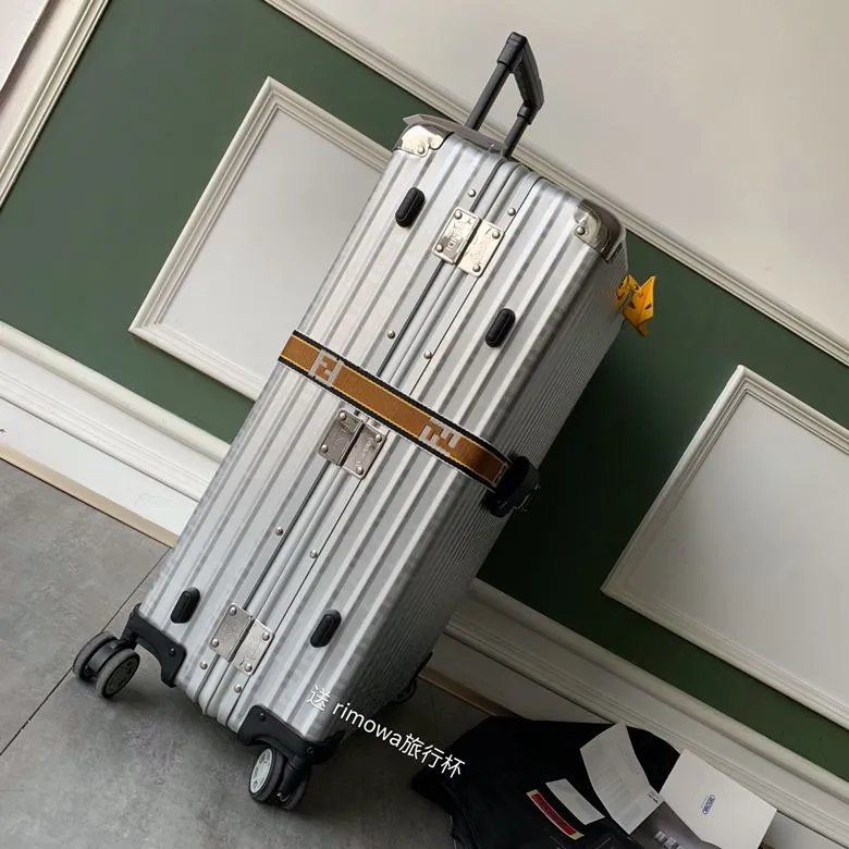 Rimowa Suitcase-111 - Image 5