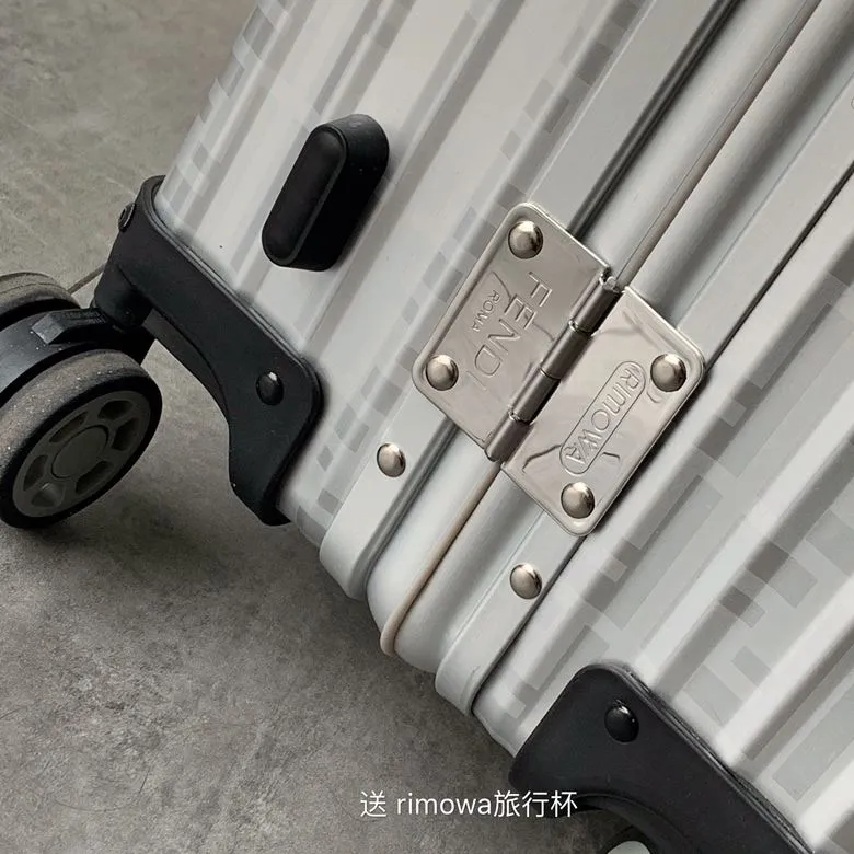 Rimowa Suitcase-111 - Image 6