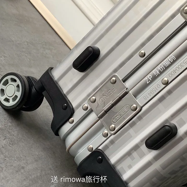 Rimowa Suitcase-113 - Image 7