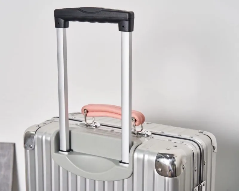 Rimowa Suitcase-114 - Image 4