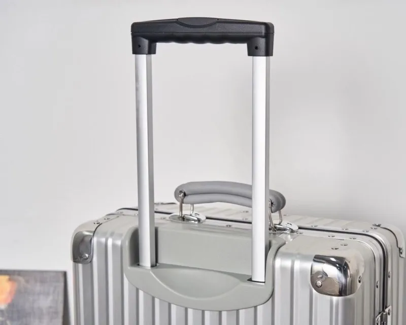 Alternative view of Rimowa Suitcase-116