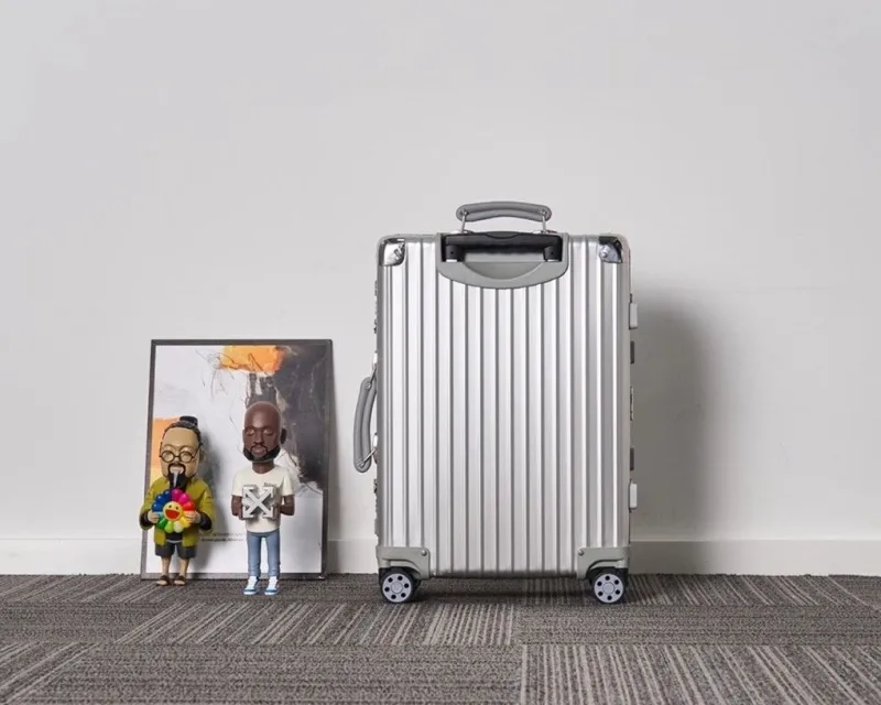 Rimowa Suitcase-116 - Image 5