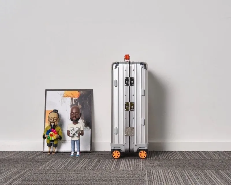 Alternative view of Rimowa Suitcase-117