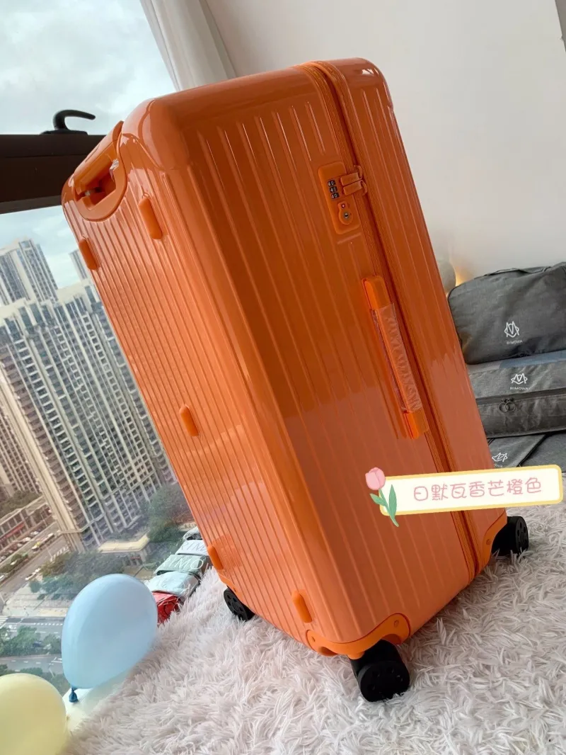 Rimowa Suitcase-122 - Image 7