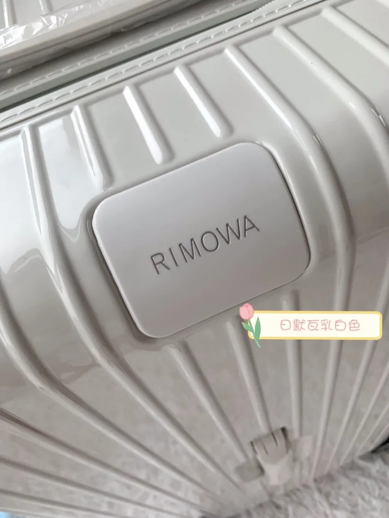 Rimowa Suitcase-126 - Image 3