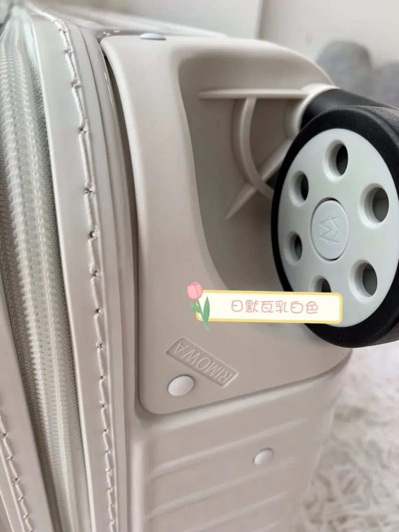 Rimowa Suitcase-126 - Image 8