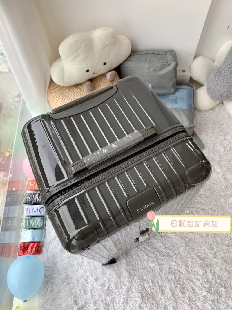 Alternative view of Rimowa Suitcase-127