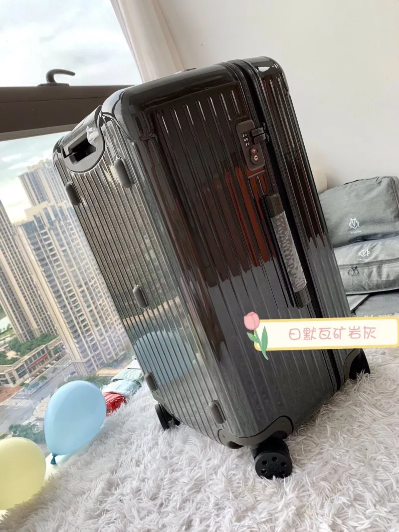 Rimowa Suitcase-127 - Image 6