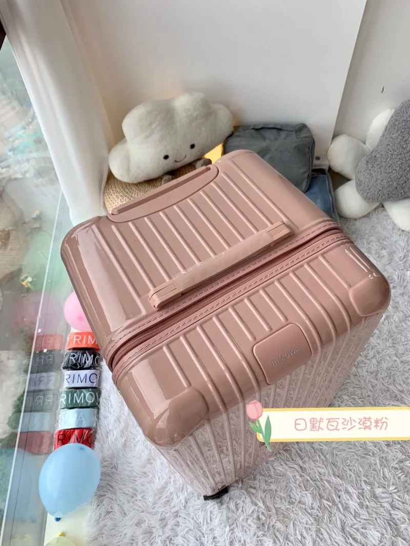 Alternative view of Rimowa Suitcase-128