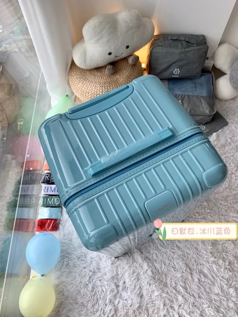 Alternative view of Rimowa Suitcase-130
