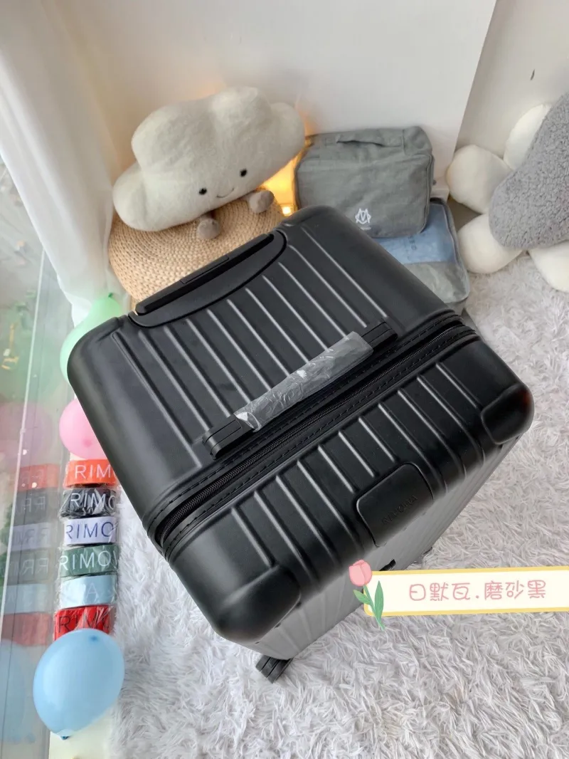 Alternative view of Rimowa Suitcase-132