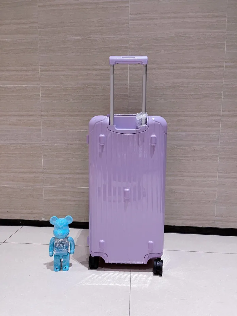 Rimowa Suitcase-133 - Image 4
