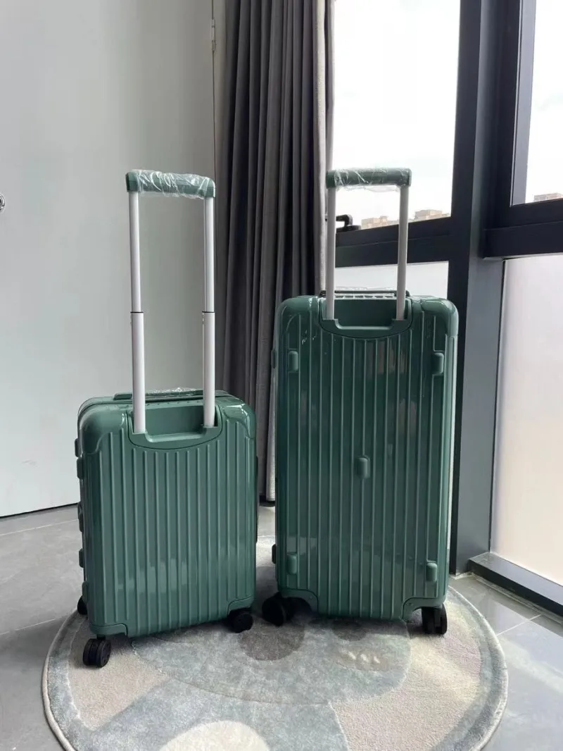 Rimowa Suitcase-134 - Image 3