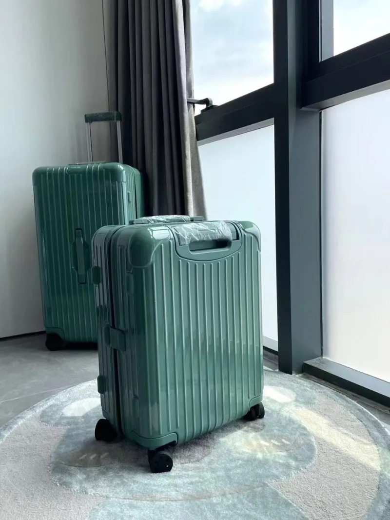 Rimowa Suitcase-134 - Image 8