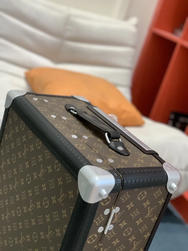 LV Suitcase-83 - Image 3