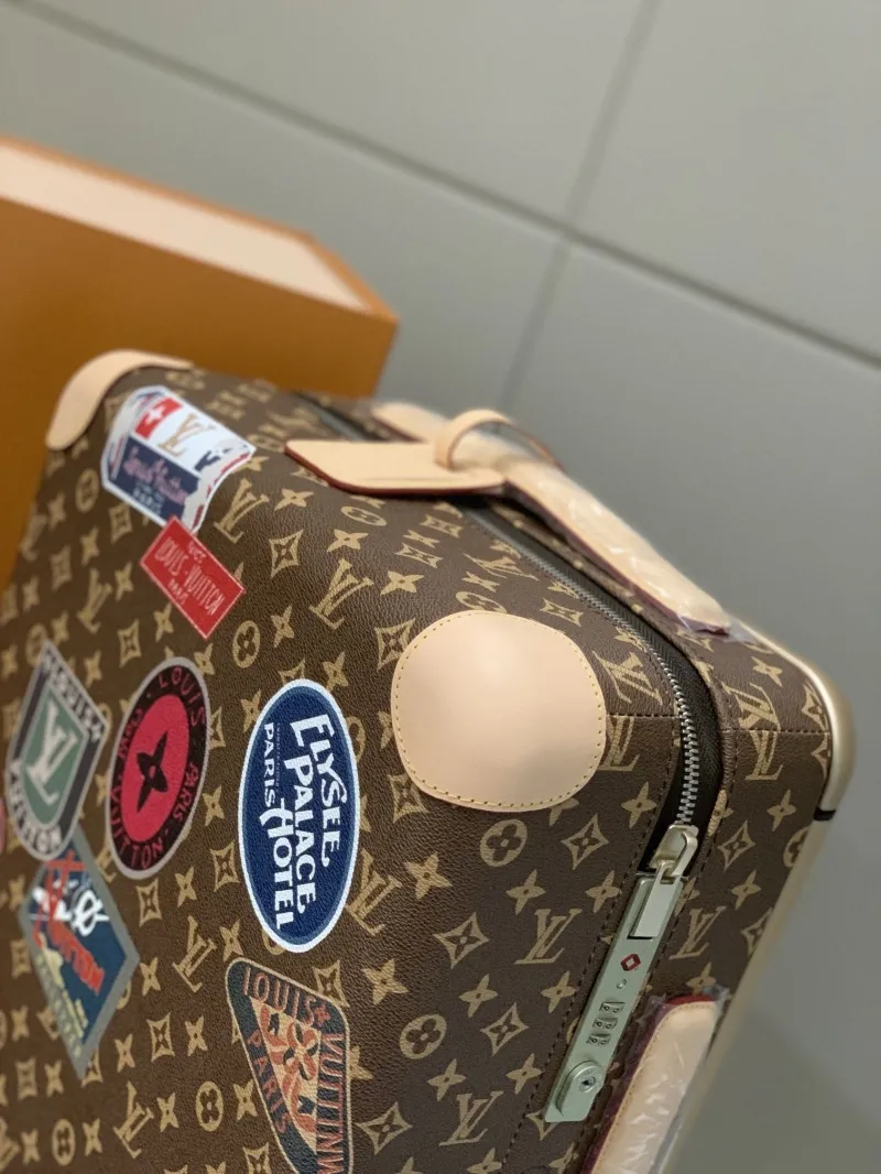 LV Suitcase-88 - Image 4