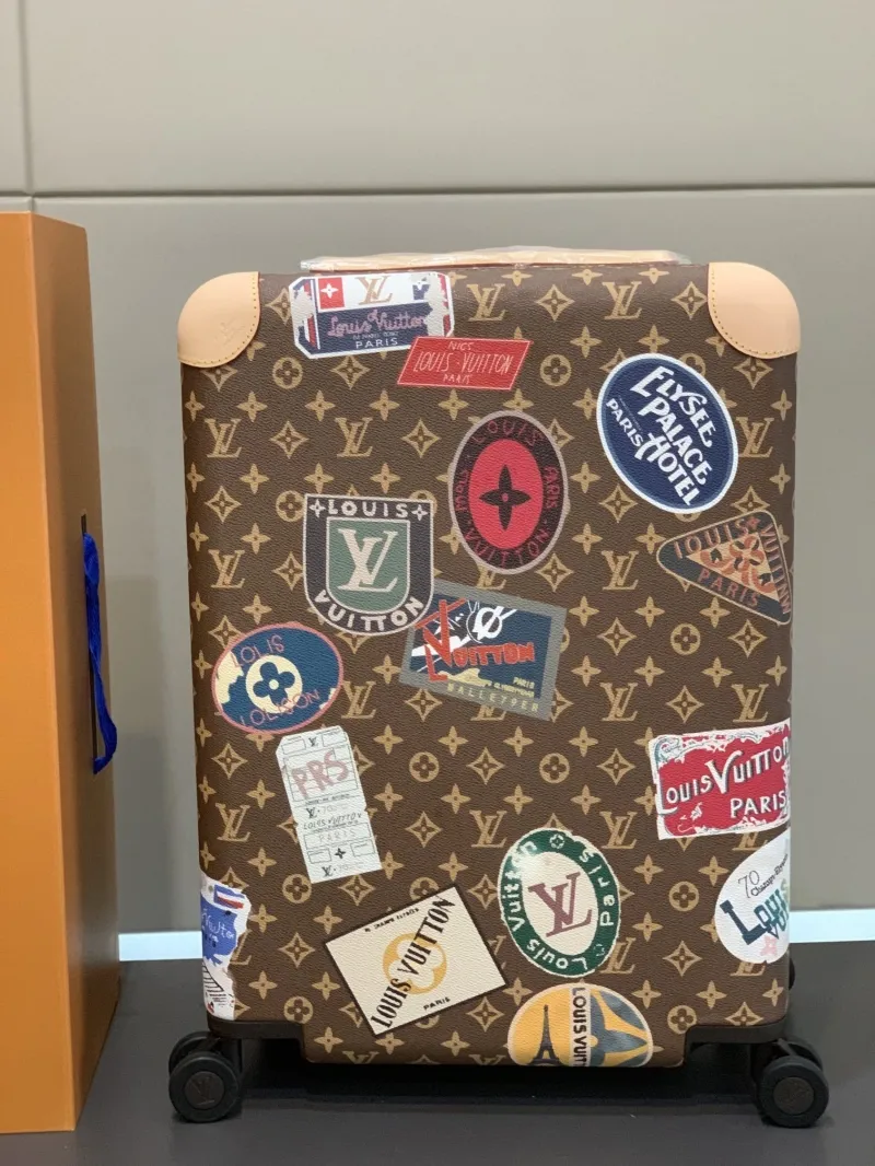 LV Suitcase-88 - Image 6