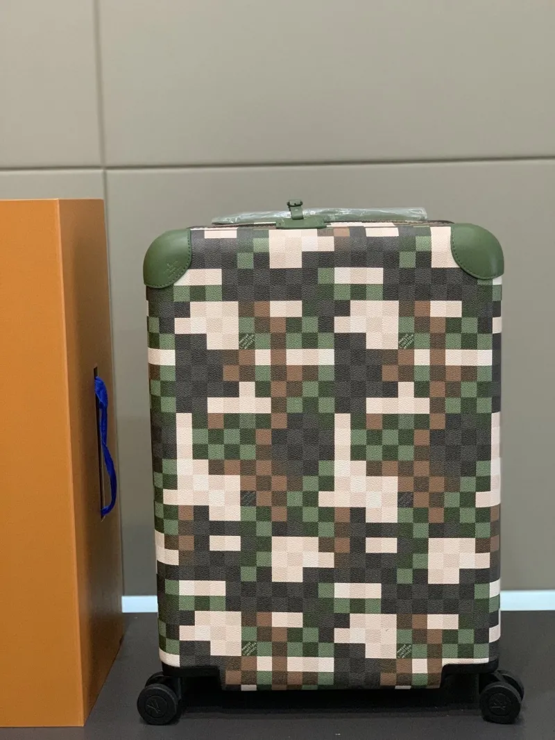 LV Suitcase-89
