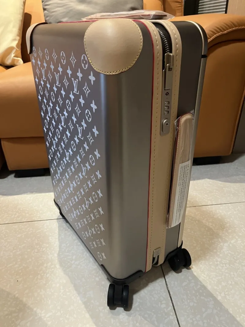 LV Suitcase-91 - Image 5