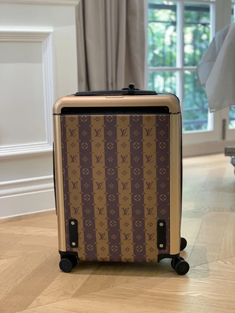 Alternative view of LV Suitcase-114