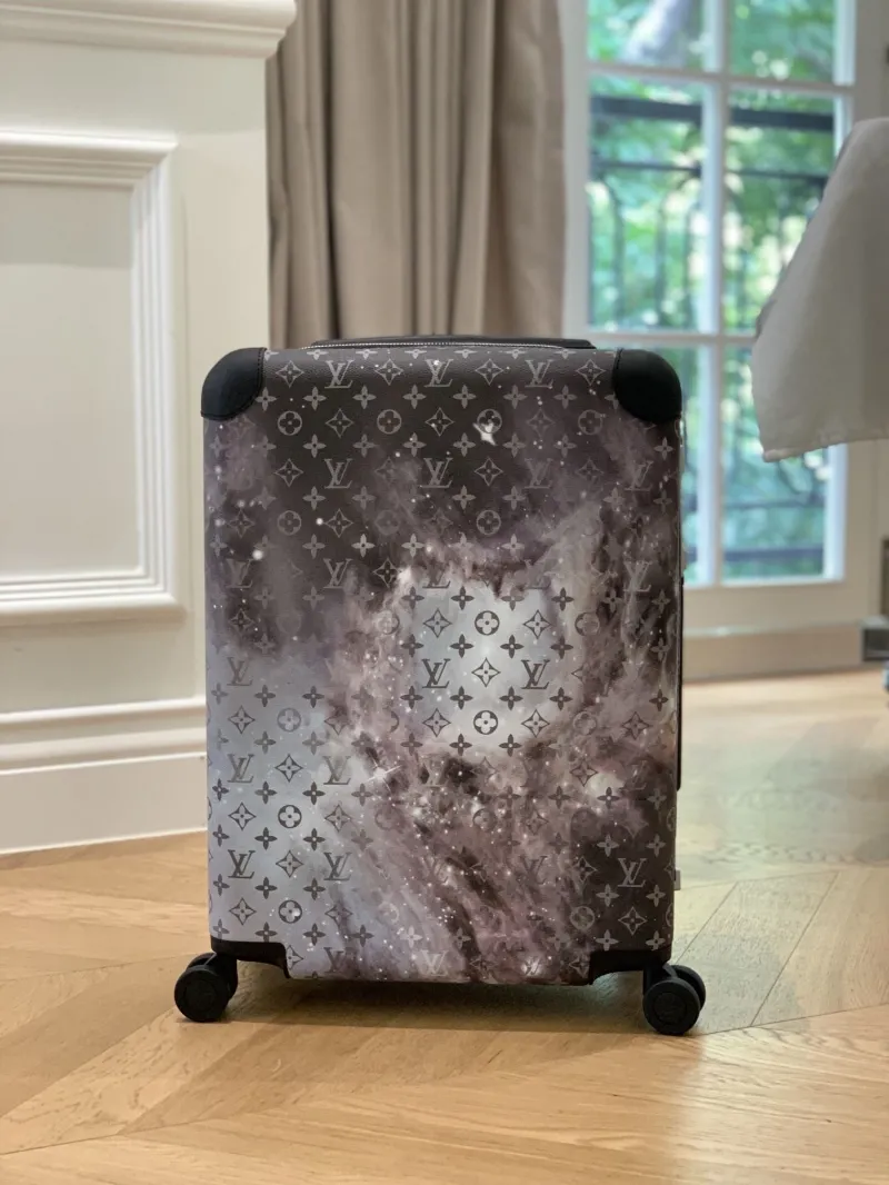 LV Suitcase-115