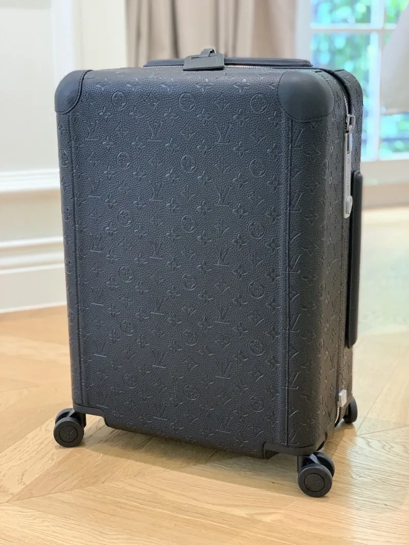 LV Suitcase-116