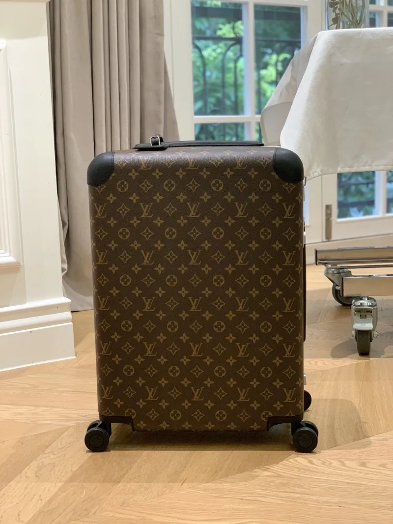 LV Suitcase-118
