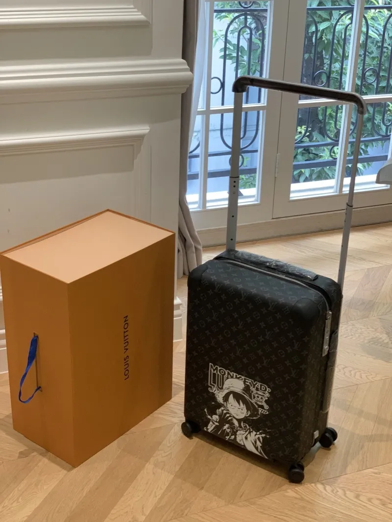 Alternative view of LV Suitcase-122