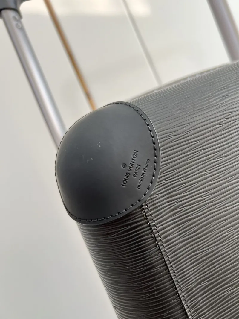 Alternative view of LV Suitcase-133