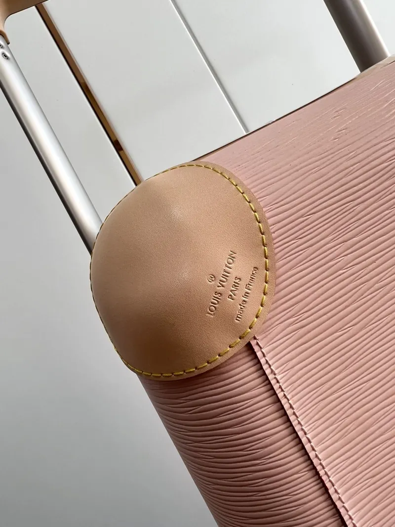 Alternative view of LV Suitcase-135