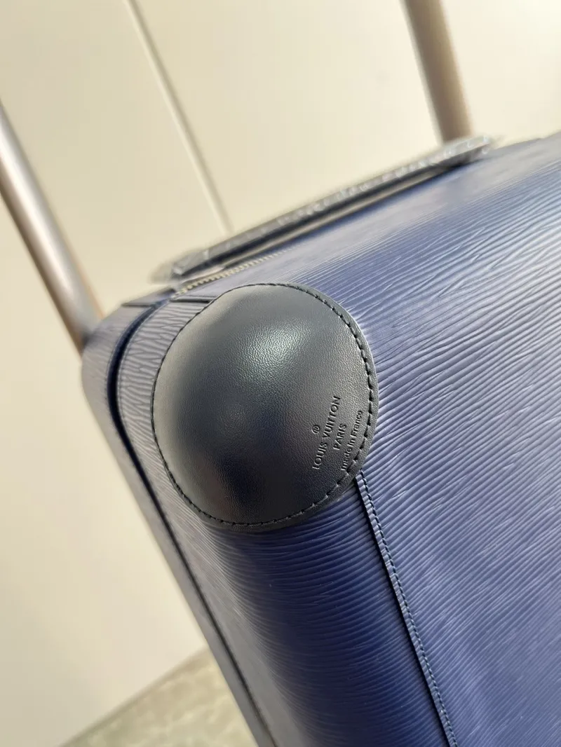 Alternative view of LV Suitcase-136